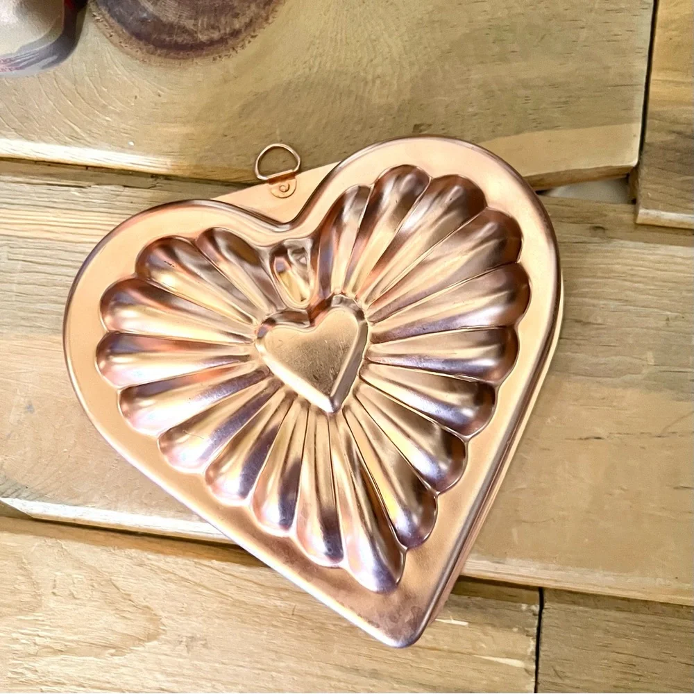 Vintage Set Of 4 Copper Tone Jello Baking Molds